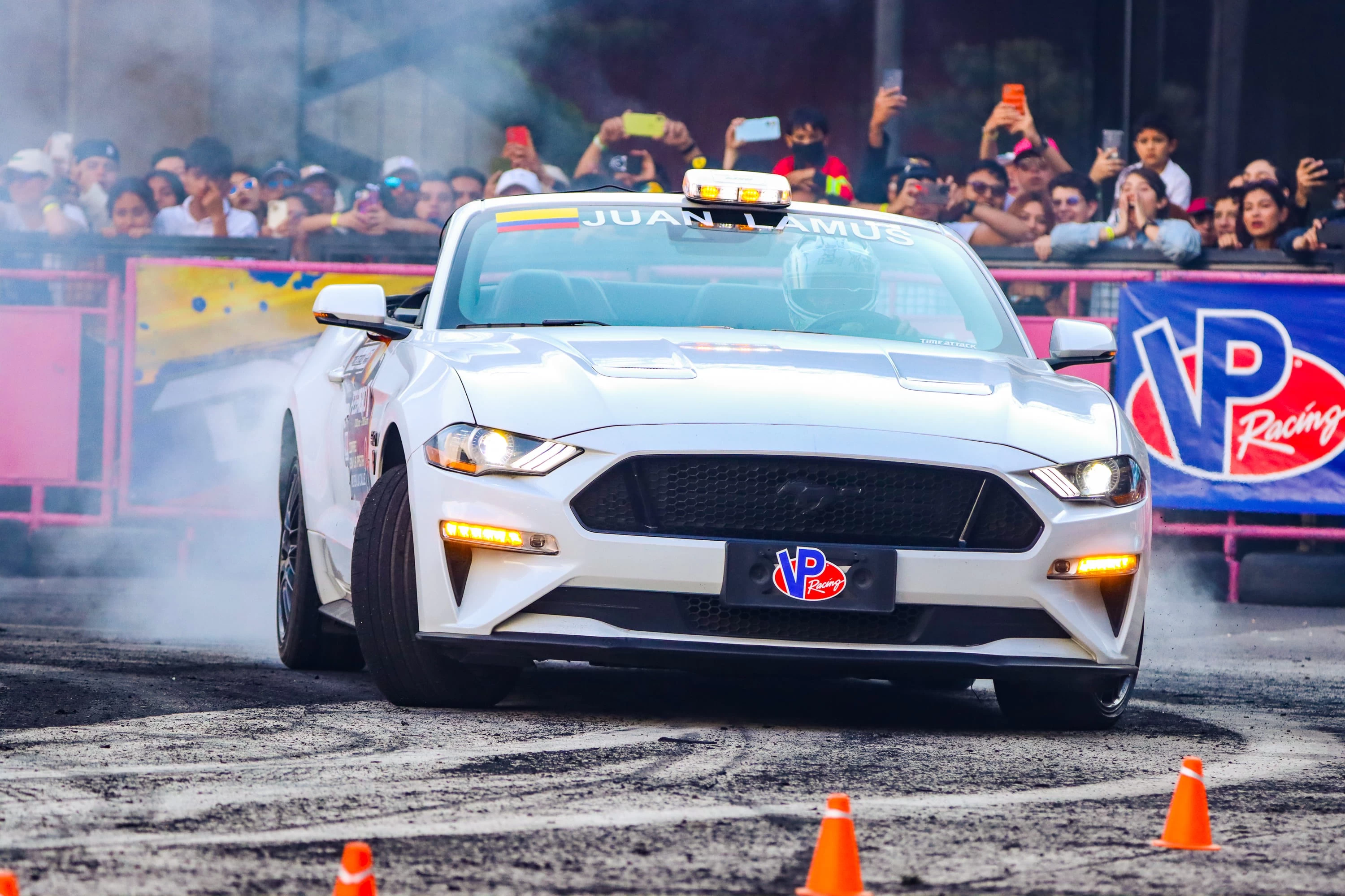 SHOW TRACK