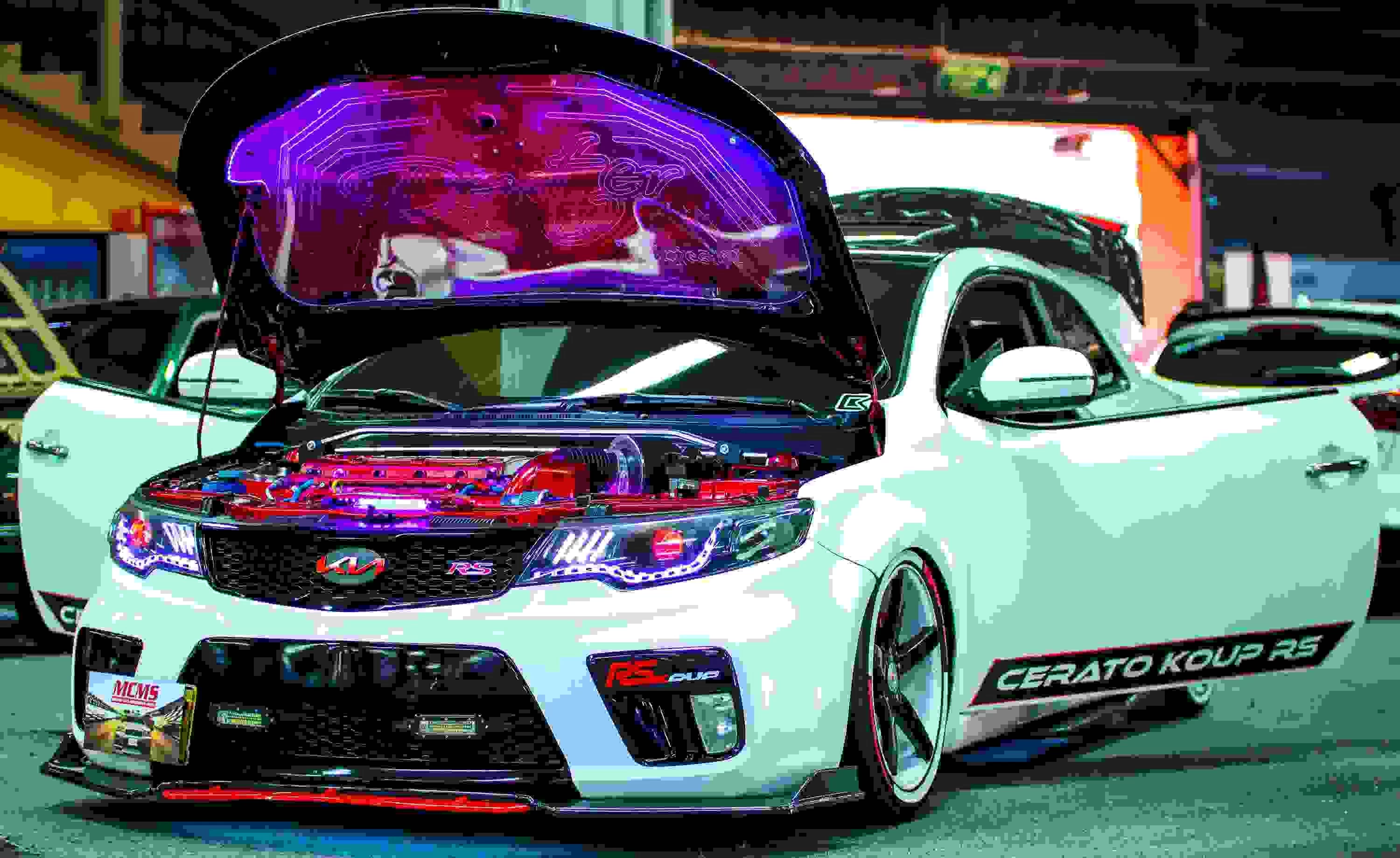ACCESORIES  Y TUNING SHOW